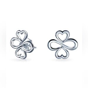 New 925 silver Heart infinity clover sterling silver stud earrings! Brand new 🎄